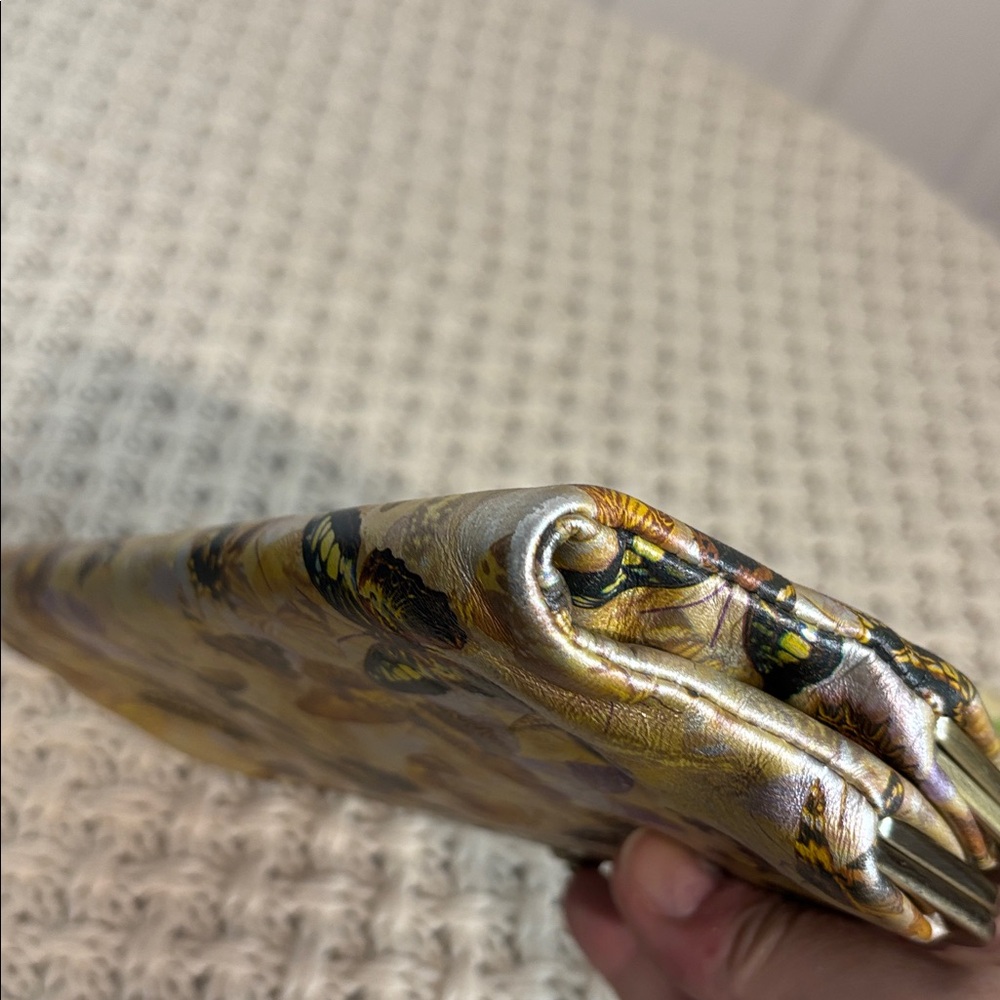 EUC HOBO Lauren Clutch, Butterflies - Picture 7 of 14